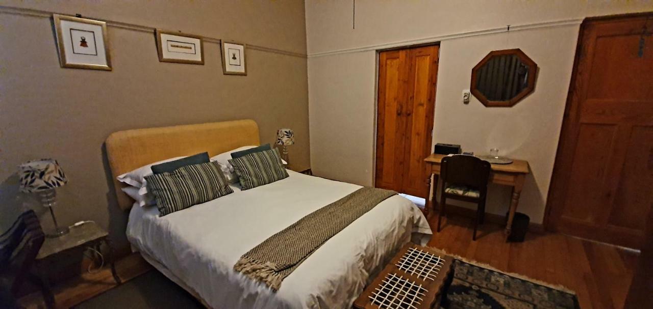 קייפטאון Redbourne Hilldrop Guesthouse B&B מראה חיצוני תמונה