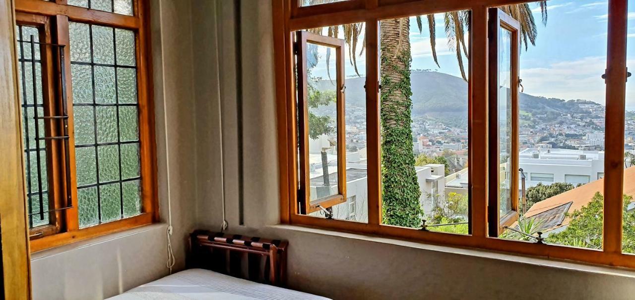 קייפטאון Redbourne Hilldrop Guesthouse B&B מראה חיצוני תמונה