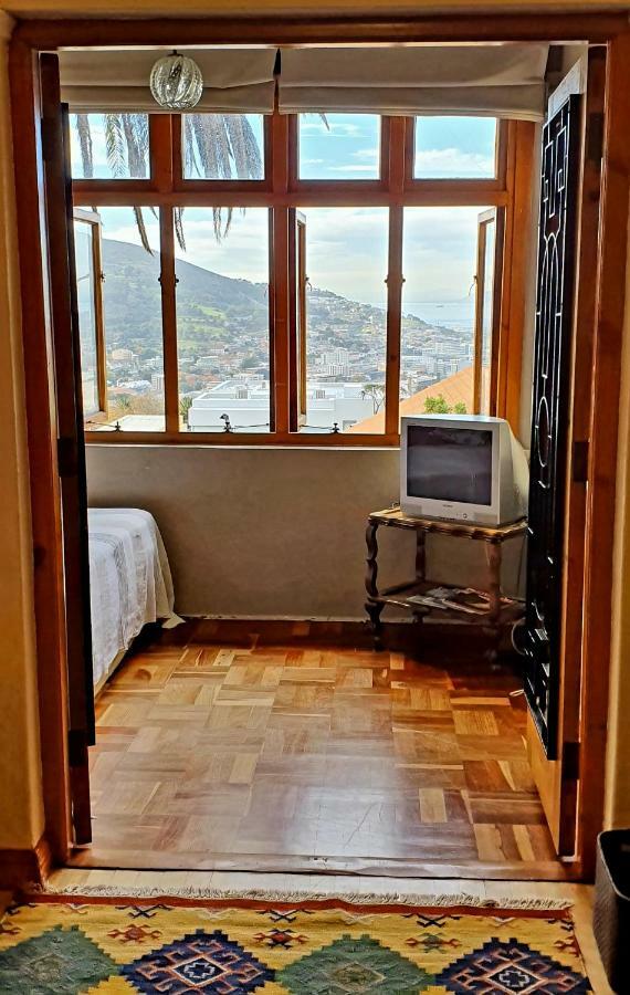 קייפטאון Redbourne Hilldrop Guesthouse B&B מראה חיצוני תמונה