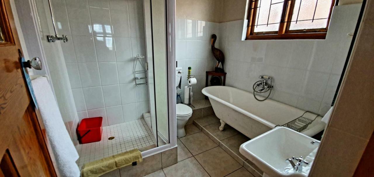 קייפטאון Redbourne Hilldrop Guesthouse B&B מראה חיצוני תמונה